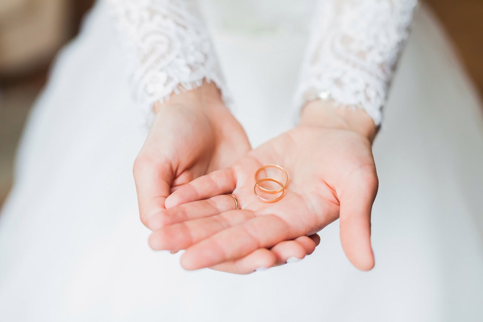 Demo photo: Wedding bands